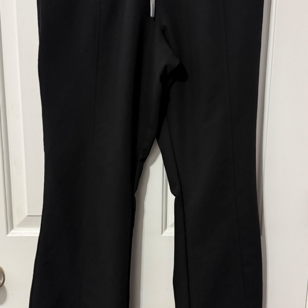 Black Figs Scrub pants - Picture 3 of 4